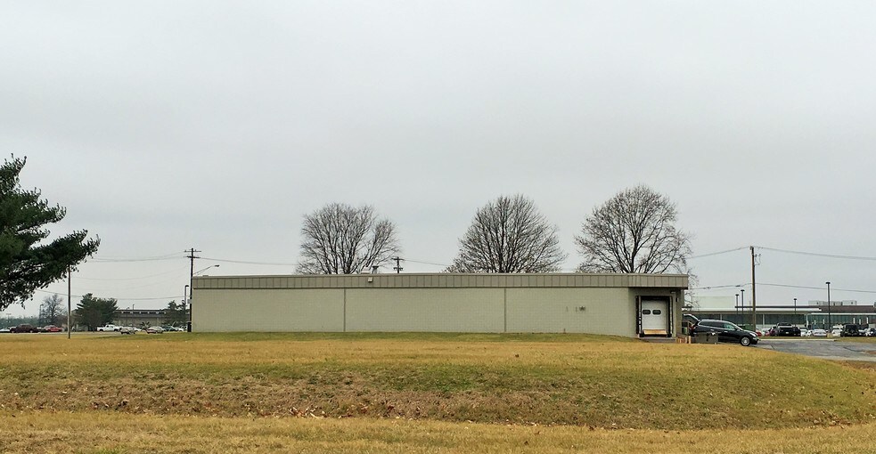 More Photos Of 4505 Kelly St, Columbus Research And Development For Lease