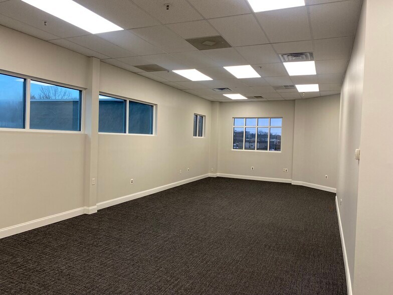 More Photos Of 501 Rt 73, Marlton Unknown For Lease