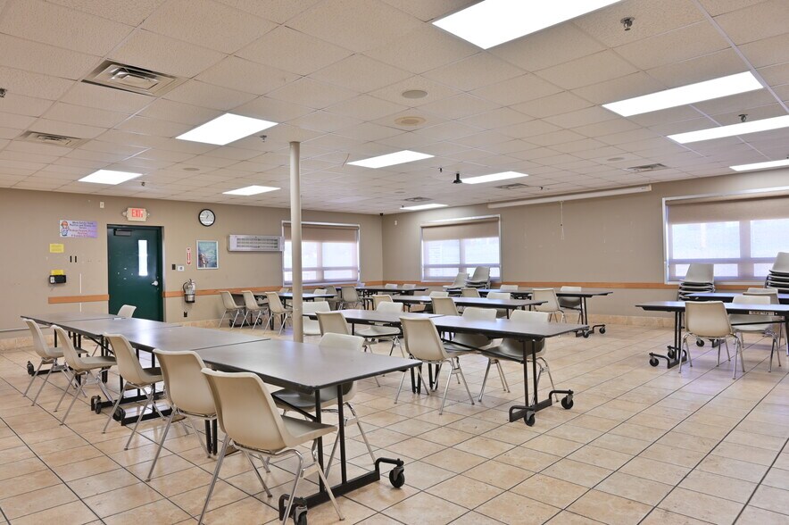 More Photos Of 680 E John St, Markesan Warehouse For Lease