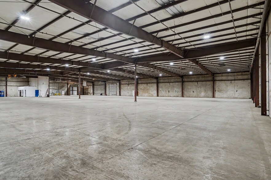 More Photos Of 3025 Kathryn Ave NE, Albany Warehouse For Lease