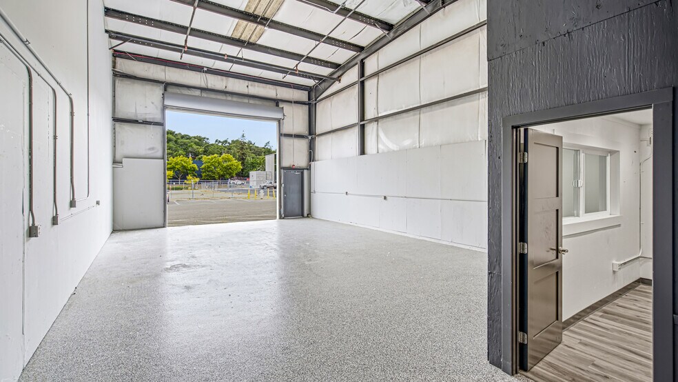 More Photos Of 1448 Grove St, Healdsburg Industrial For Lease