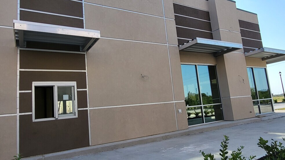 22819 Mercantile Pkwy, Katy, TX 77449 Retail For Lease