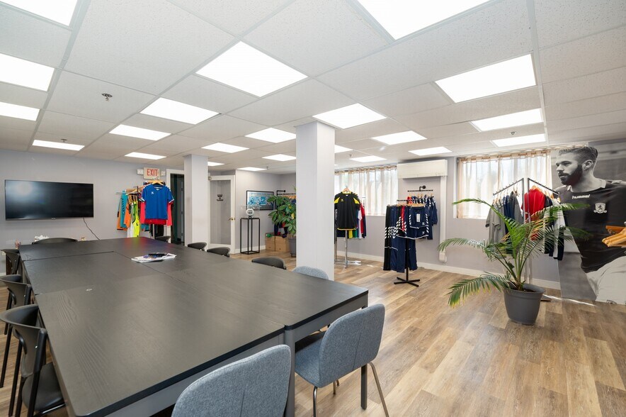 More Photos Of 44 Mitchell Rd, Ipswich Manufacturing For Lease