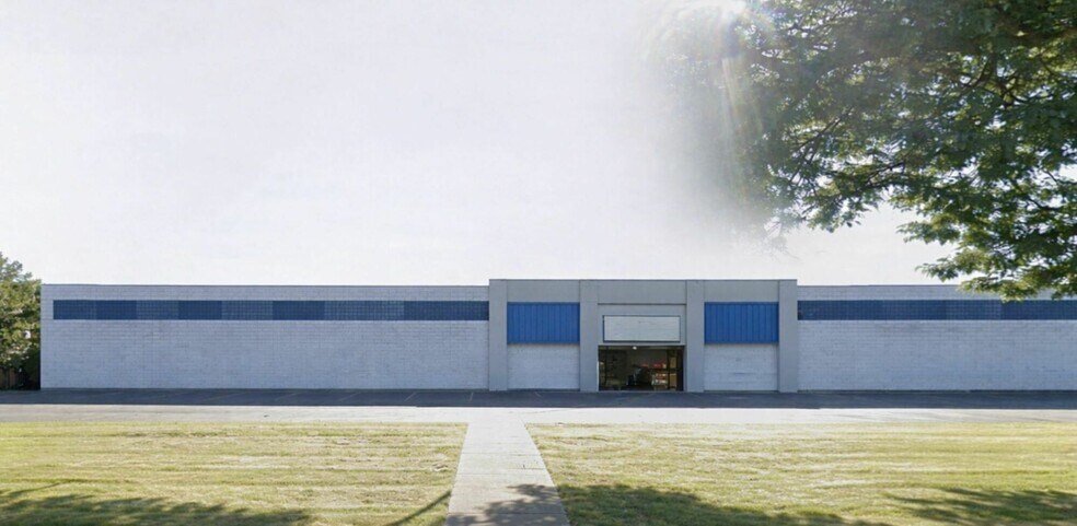 More Photos Of 2335 Union Rd, Cheektowaga Distribution For Sale
