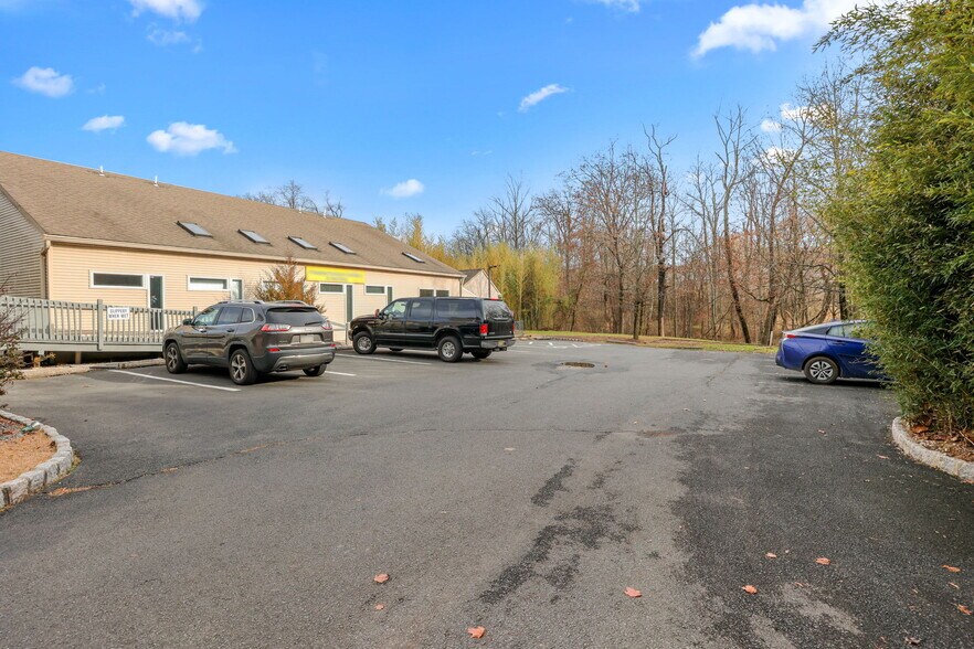 More Photos Of 863 State Rd, Princeton Medical For Lease