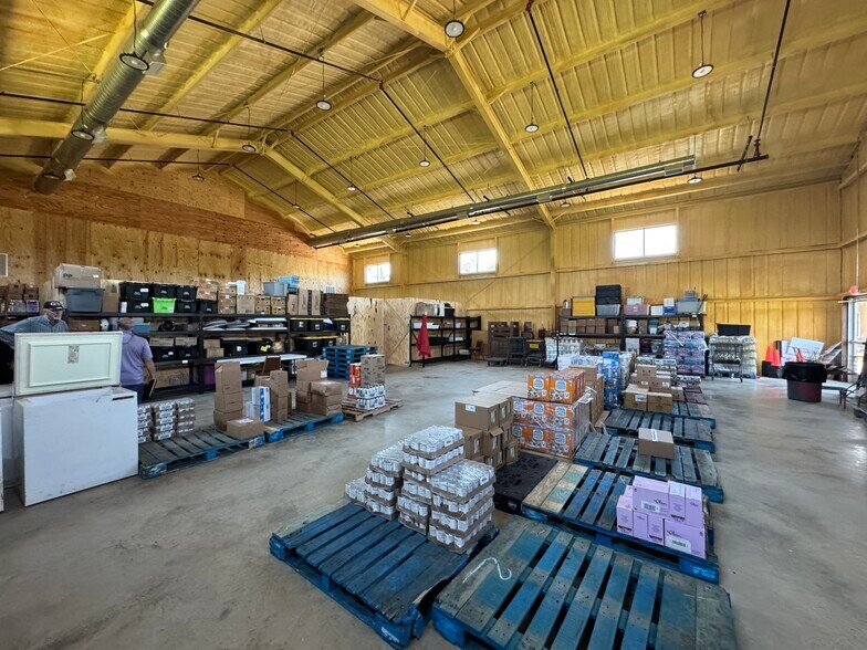More Photos Of 2130 Country Club Rd, Palestine Golf Course Driving Range For Sale