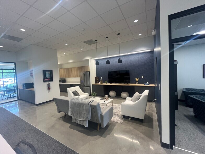 More Photos Of 1182 Stonecrest Blvd, Fort Mill Medical For Sale