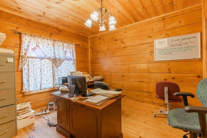 More Photos Of 235 Farmers Market Dr, Hillsville Restaurant For Sale