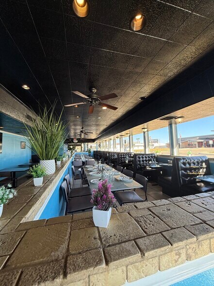 More Photos Of 2028 Paramount Blvd, Amarillo Fast Food For Sale