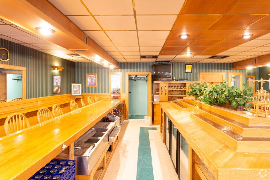 2107 Rt48, Fulton, NY 13069 Restaurant For Sale