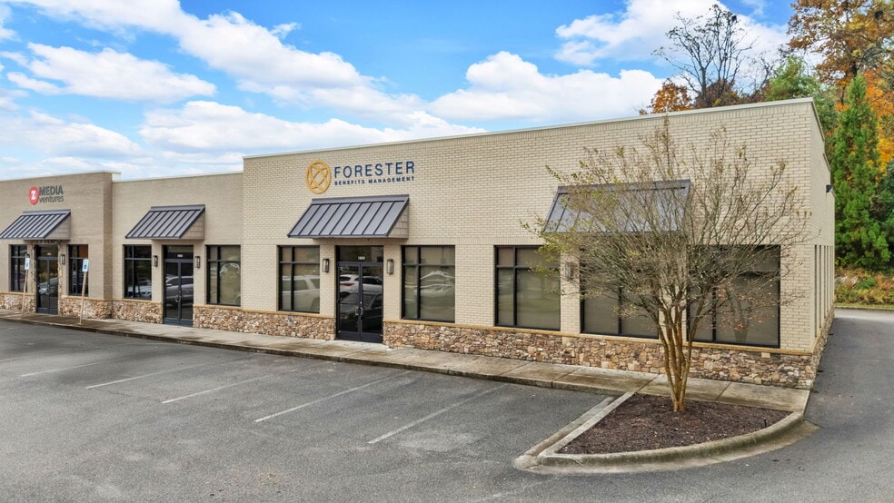 Primary Photo Of 1909 Pinnacle Pointe Way, Knoxville Office For Lease