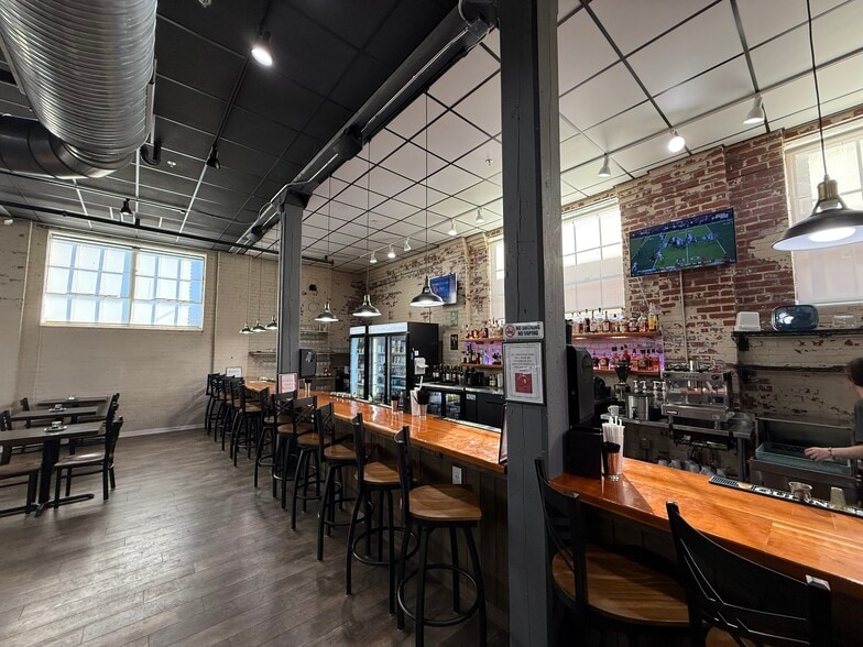 More Photos Of 109 N Hayne St, Monroe Apartments For Sale