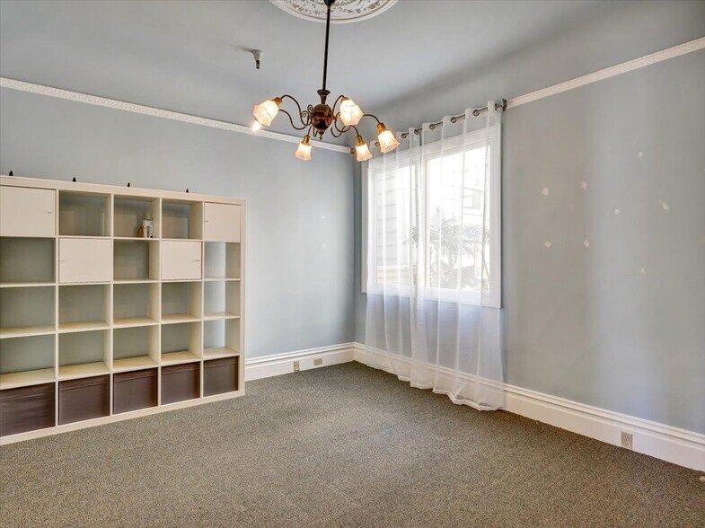 More Photos Of 2250 Union St, San Francisco Storefront Retail Office For Sale