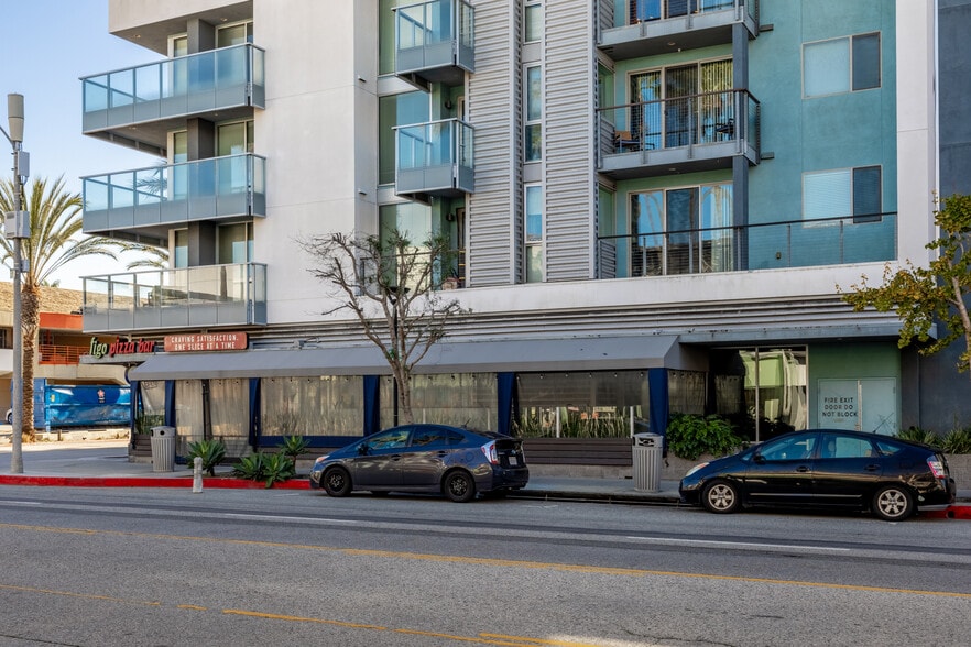 More Photos Of 13488 Maxella Ave, Marina Del Rey Apartments For Lease