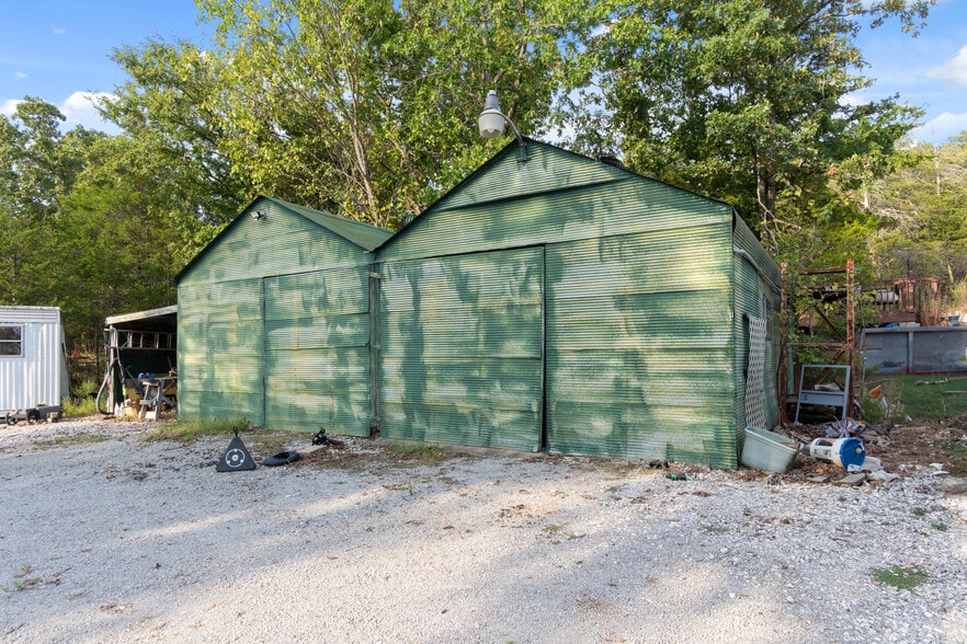 More Photos Of 8172 Highway 187, Eureka Springs Freestanding For Sale