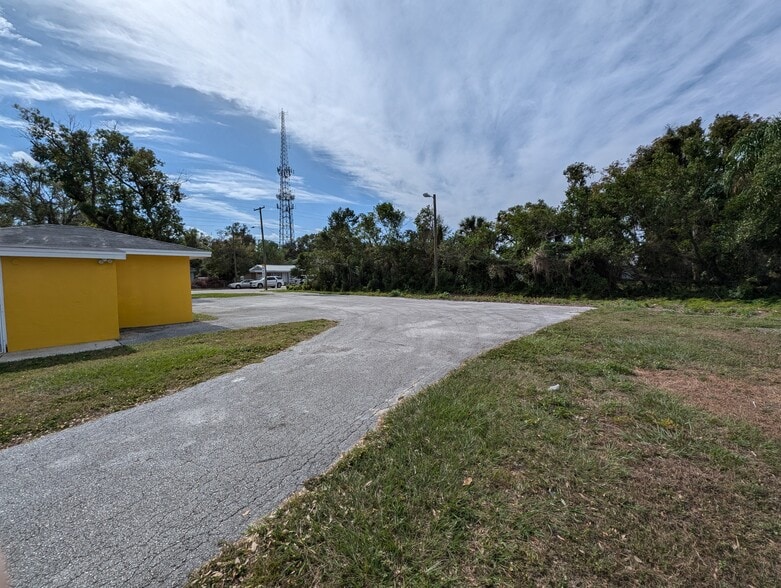More Photos Of 1901 W Sligh Ave, Tampa Office For Sale