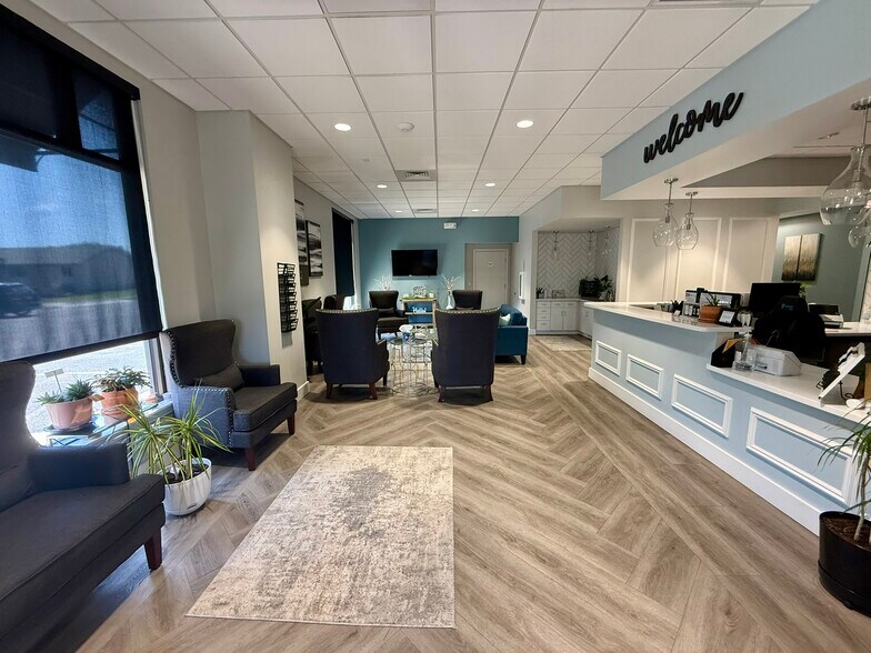 More Photos Of , Wichita Office For Sale