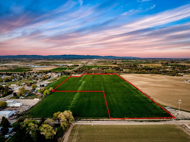 More Photos Of 000 Simplot Blvd, Greenleaf Land For Sale