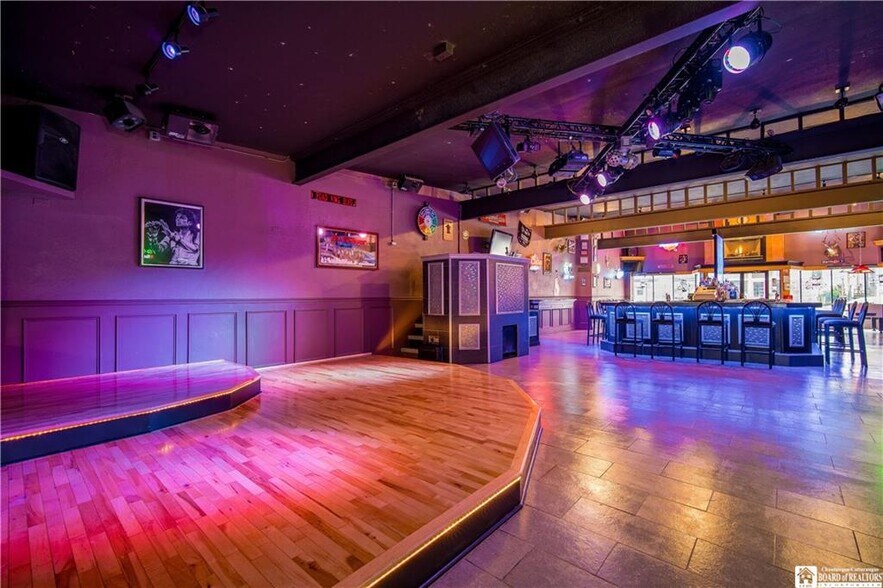 More Photos Of 12-14 Water St, Fredonia Bar For Sale