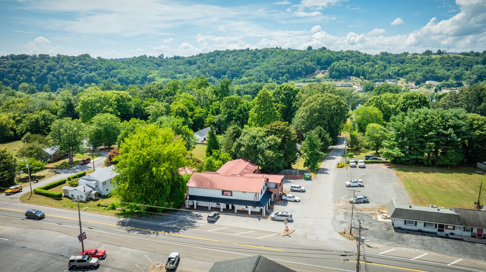 More Photos Of 705 W Race St, Kingston Apartments For Lease