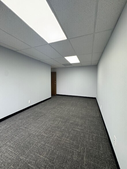 More Photos Of 7111 Garden Grove Blvd, Garden Grove Office For Lease