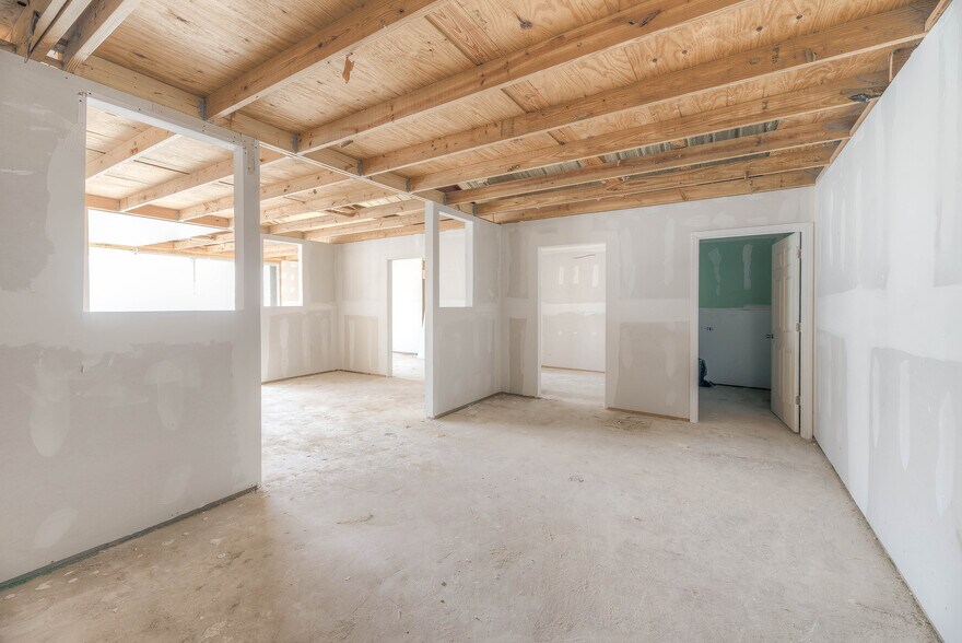 More Photos Of 4129 US-59 Hwy, Livingston Truck Terminal For Lease