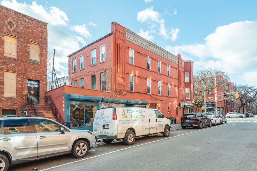 More Photos Of 1501 8th Ave, Brooklyn Apartments For Sale