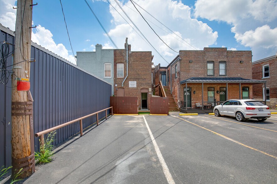 More Photos Of 1320 W Main St, Richmond Office Residential For Sale