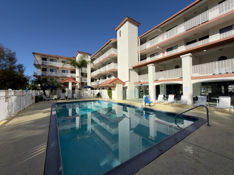 More Photos Of 7121 Beach Blvd, Buena Park Hotel For Sale