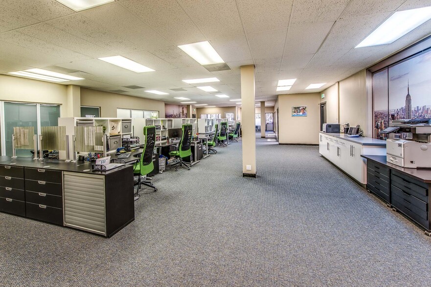 More Photos Of 1301 E Orangewood Ave, Anaheim Office For Sale