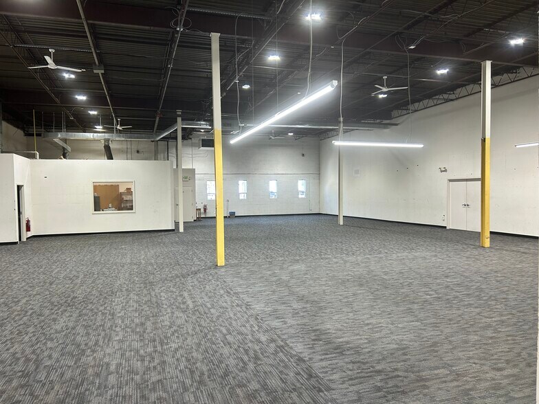 More Photos Of 5209 Holland Dr, Beltsville Warehouse For Sale