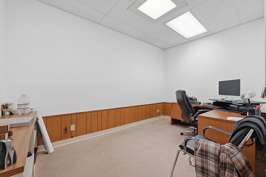 More Photos Of 14010 Poway Rd, Poway Freestanding For Sale