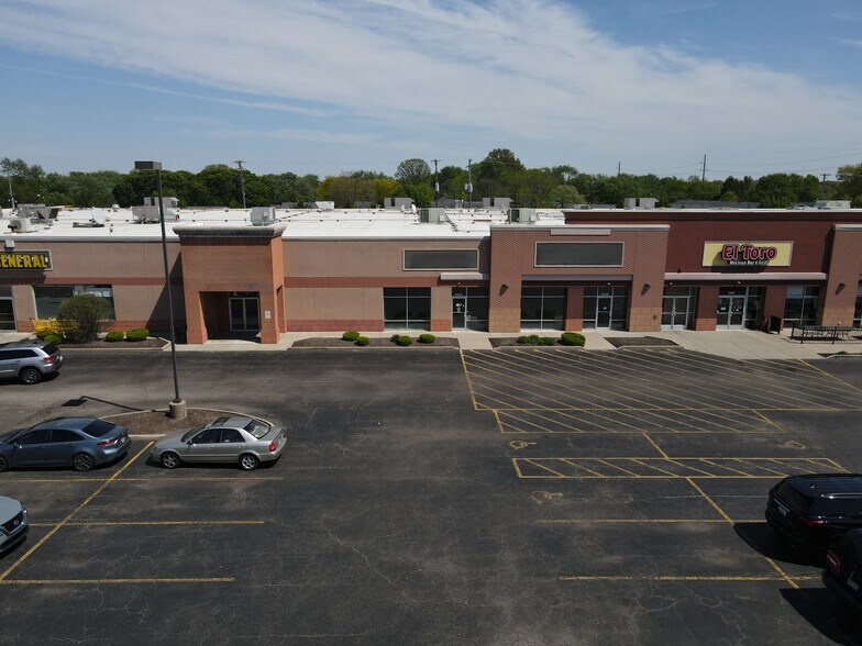 More Photos Of 890-896 S Main St, Centerville Storefront For Sale
