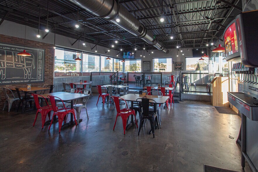 More Photos Of 5908 Orange Blossom Trl, Orlando Fast Food For Sale