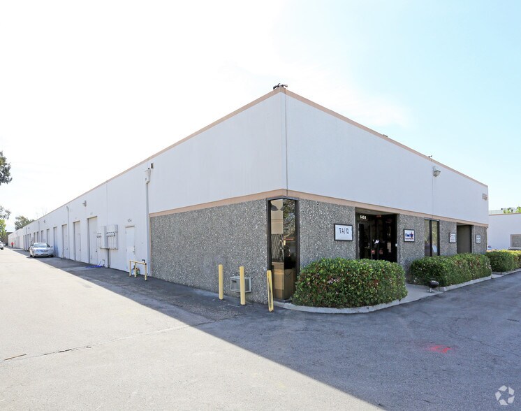 More Photos Of 634 N Poplar St, Orange Unknown For Lease