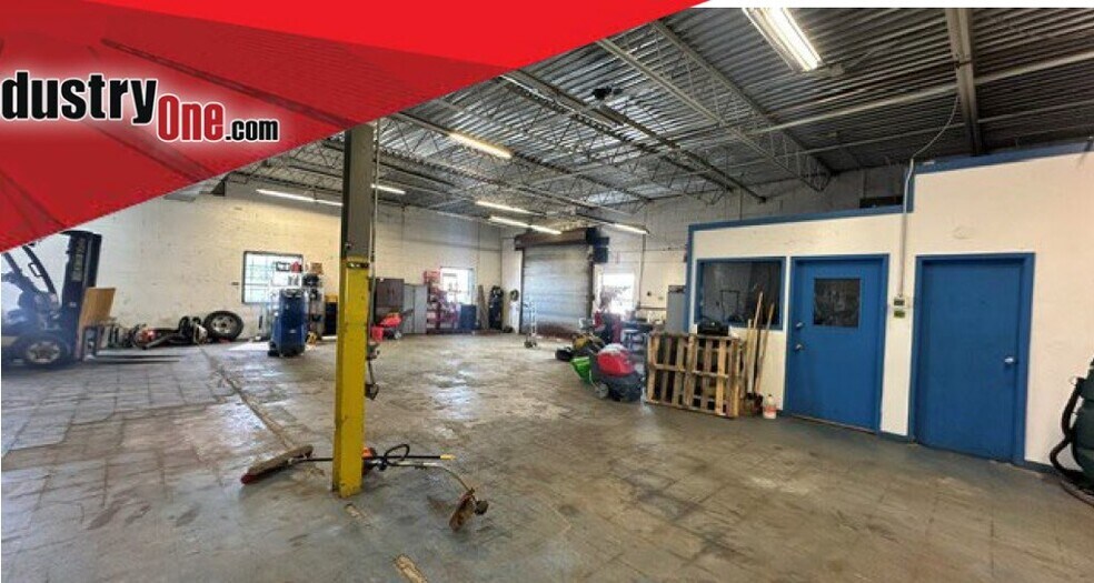 More Photos Of 72 Milbar Blvd, Farmingdale Warehouse For Sale
