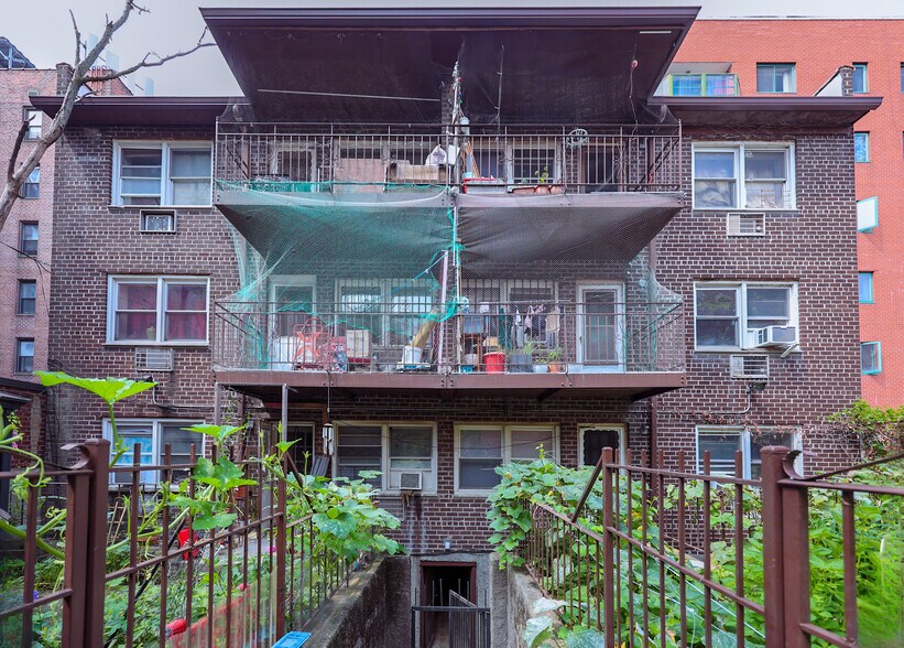 More Photos Of 4137 Parsons Blvd, Flushing Apartments For Sale