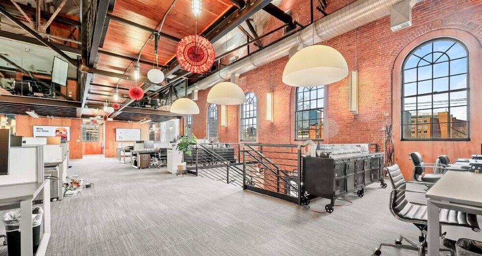 More Photos Of 7 Market St, Stamford Office For Lease