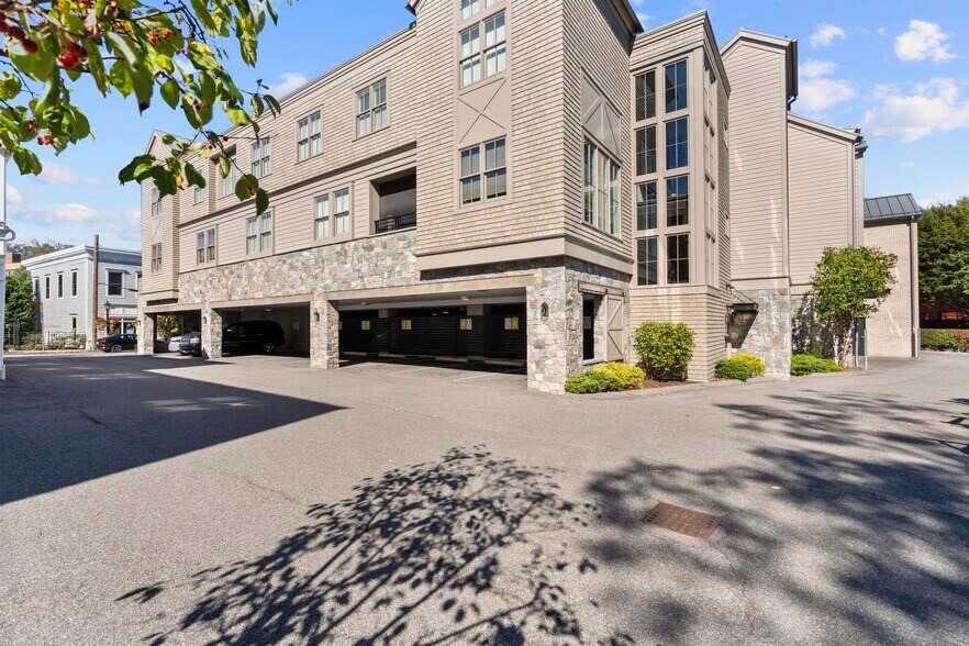 More Photos Of 21 Forest Street Unit# C1, New Canaan General Retail For Sale