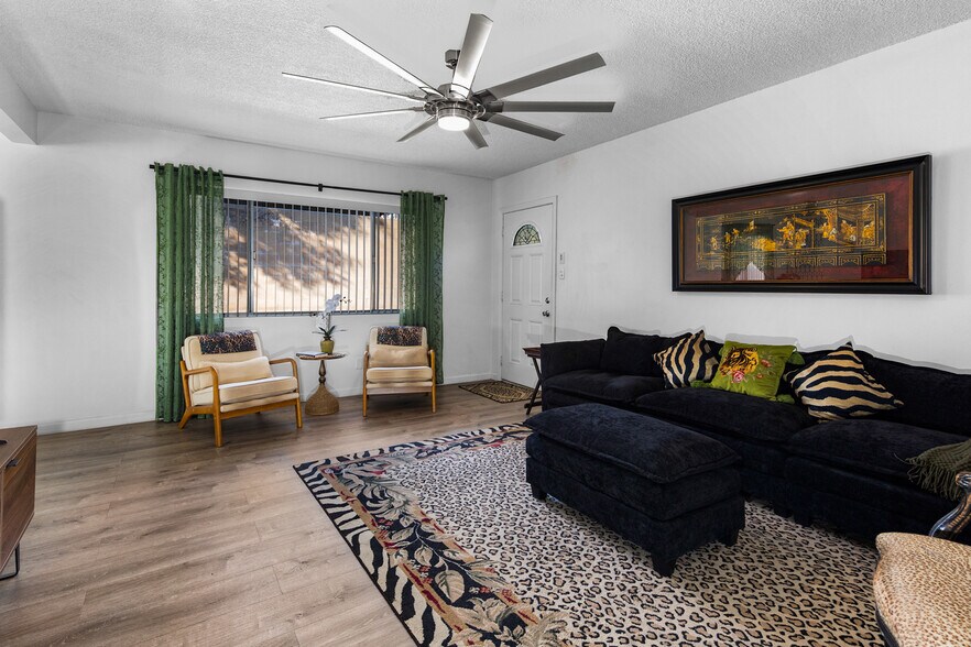 More Photos Of 8620-8624 Watson St, Cypress Apartments For Sale