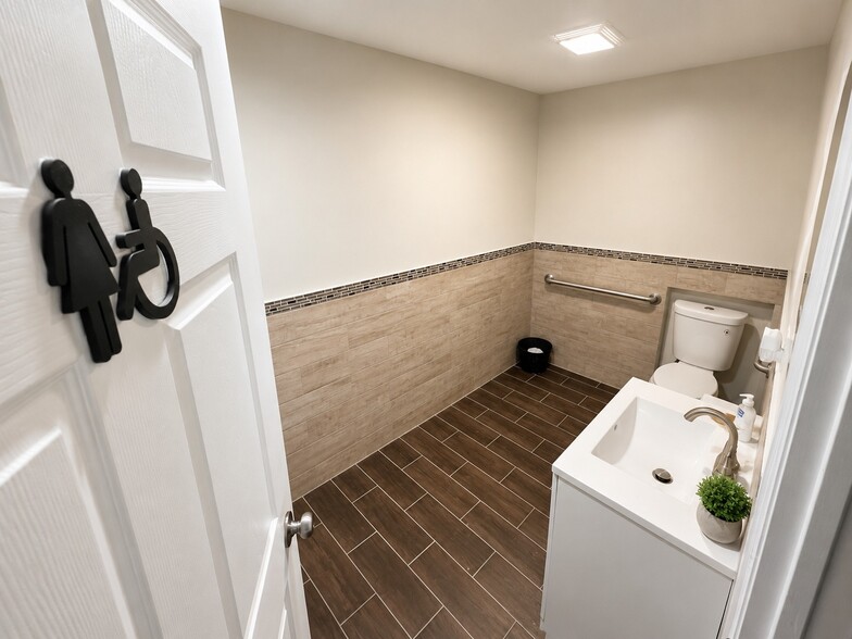 More Photos Of 10210 Woodland Ave, Cleveland Flex For Sale