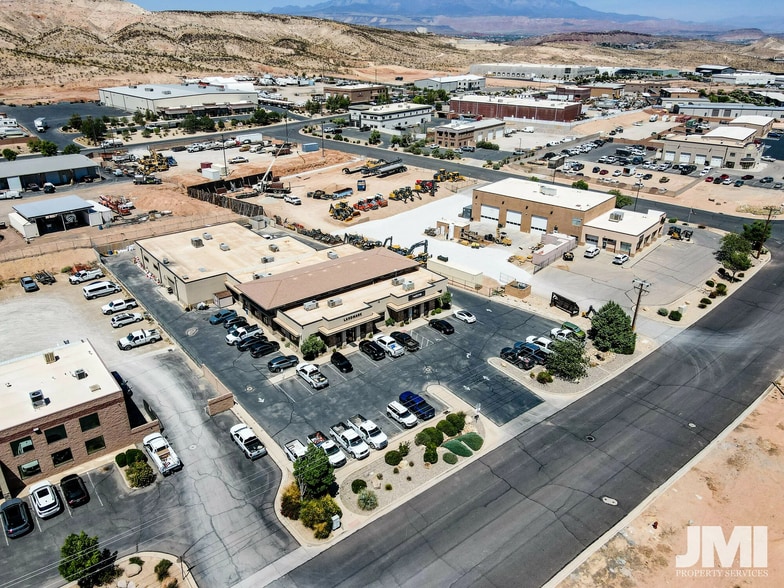 More Photos Of 795 E Factory Dr, St George Flex For Lease
