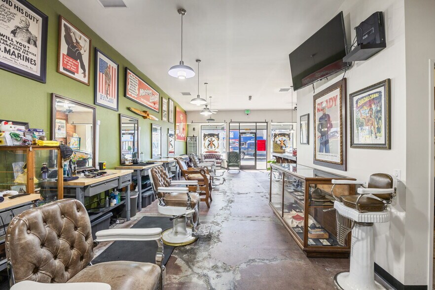 More Photos Of 21627 Sherman Way, Canoga Park Storefront For Sale