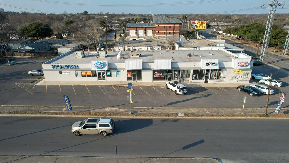 More Photos Of 107-109 Latch Dr, San Antonio Storefront Retail Office For Lease