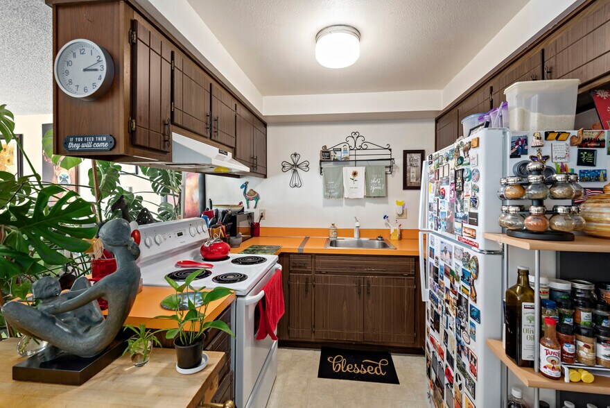 More Photos Of 1475 SE 9th Ave, Oak Harbor Apartments For Sale