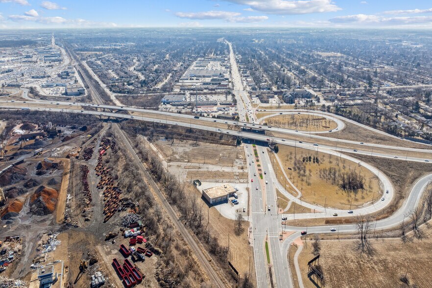 More Photos Of 2714 Dougall Ave, Windsor Land For Sale