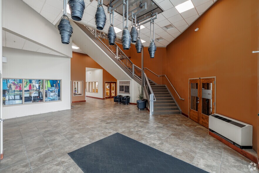 More Photos Of 1526 W Ute Blvd, Park City Office For Lease