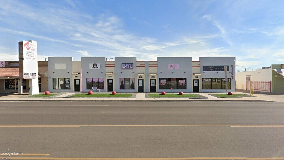 More Photos Of 4127-4133 N 19th Ave, Phoenix Light Distribution For Lease