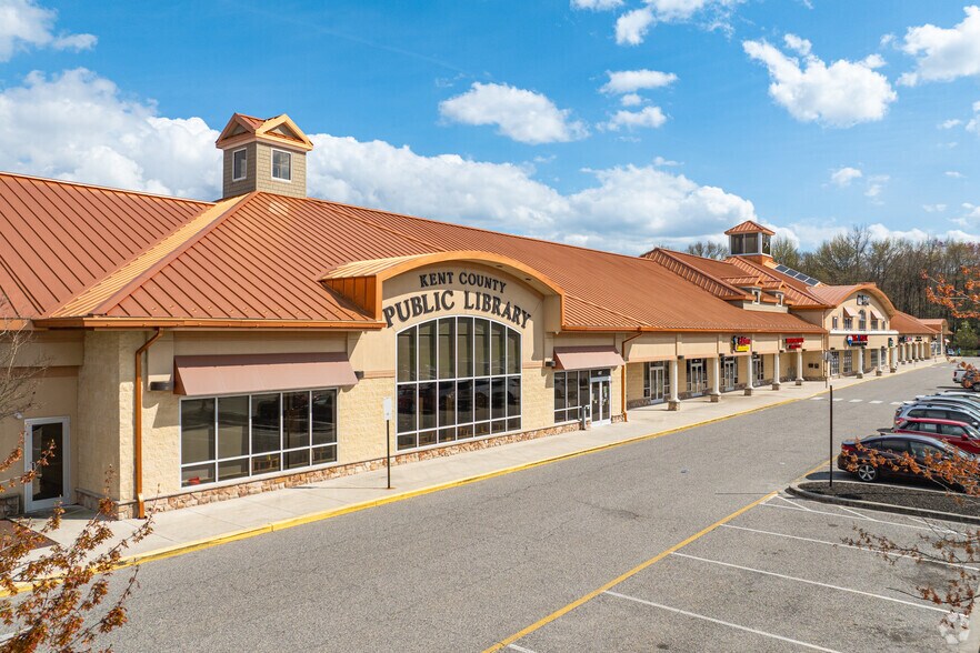 More Photos Of 523 S Red Haven Ln, Dover Freestanding For Sale