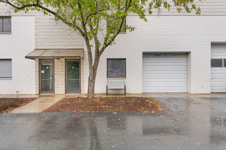 More Photos Of 34 Sullivan Rd, North Billerica Warehouse For Sale